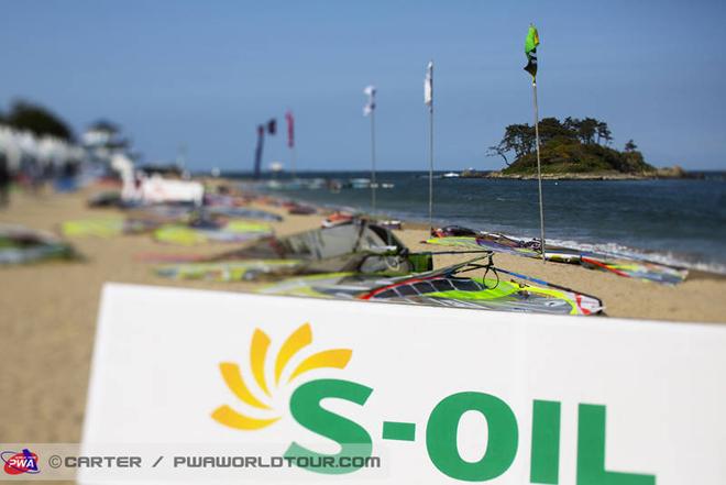 Another sunny day here in Jinha - 2013 Ulsan PWA World Cup ©  John Carter / PWA http://www.pwaworldtour.com